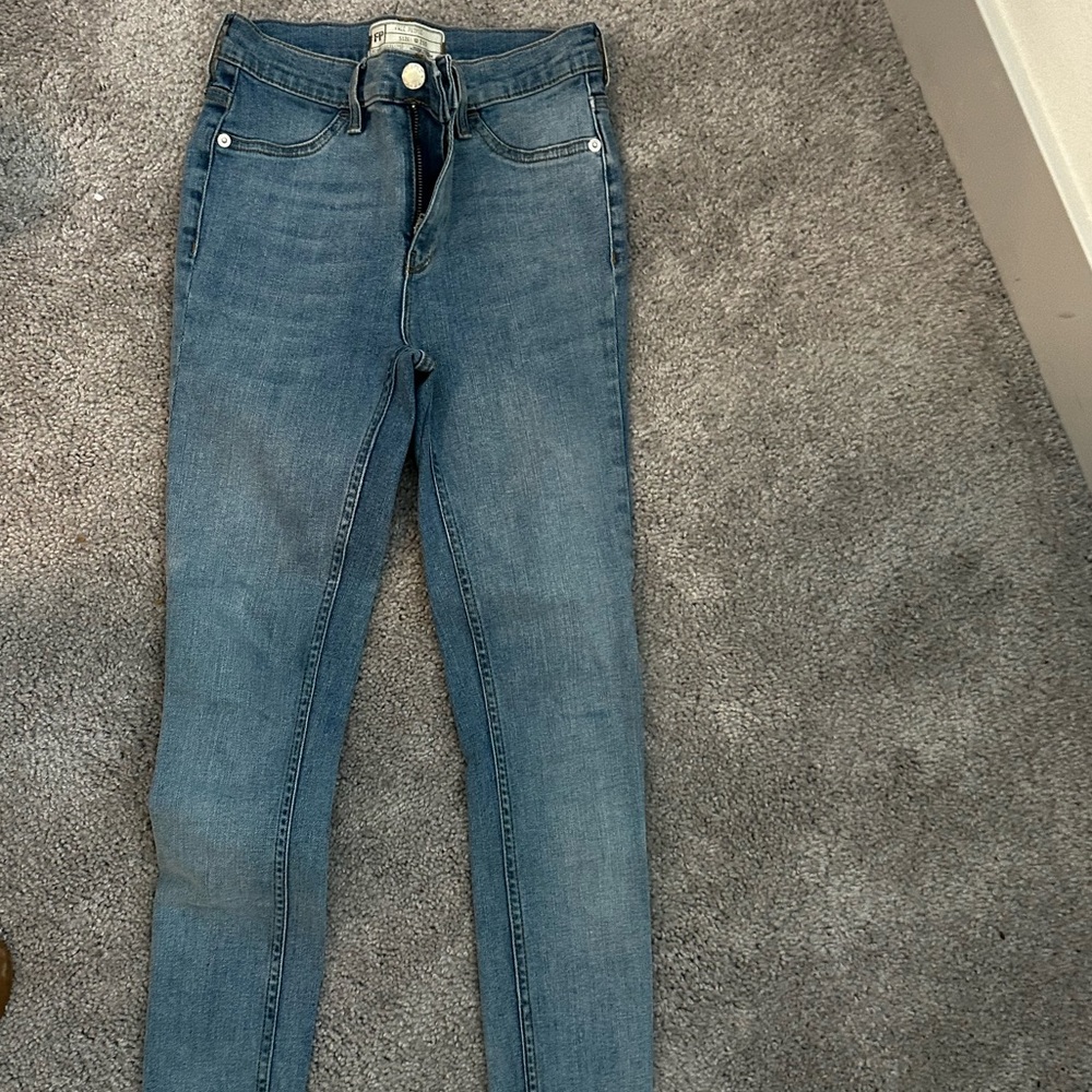 Jeans - Picture 2 of 2